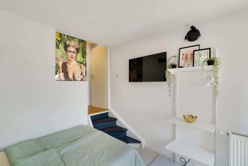 Tiny Apartment With Spacious Terrace On The Rhine Neuwied Εξωτερικό φωτογραφία